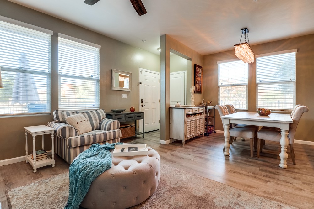Virtual tour photo 11 of 45 for 4300 Newton Ave UNIT 61