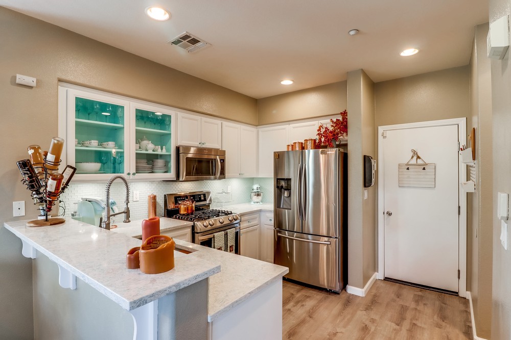 Virtual tour photo 14 of 45 for 4300 Newton Ave UNIT 61