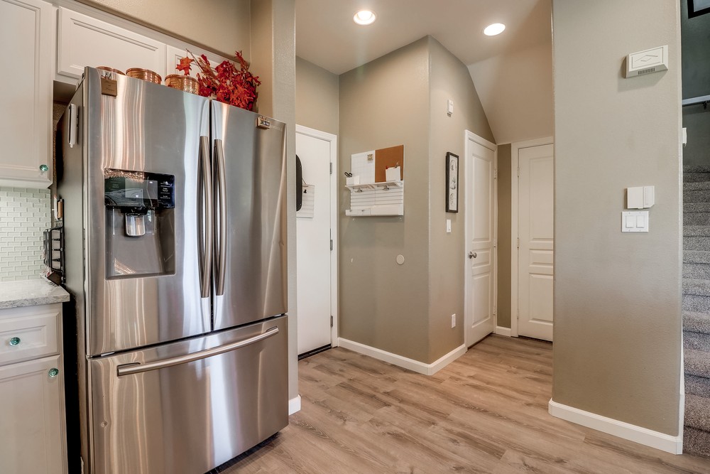 Virtual tour photo 19 of 45 for 4300 Newton Ave UNIT 61