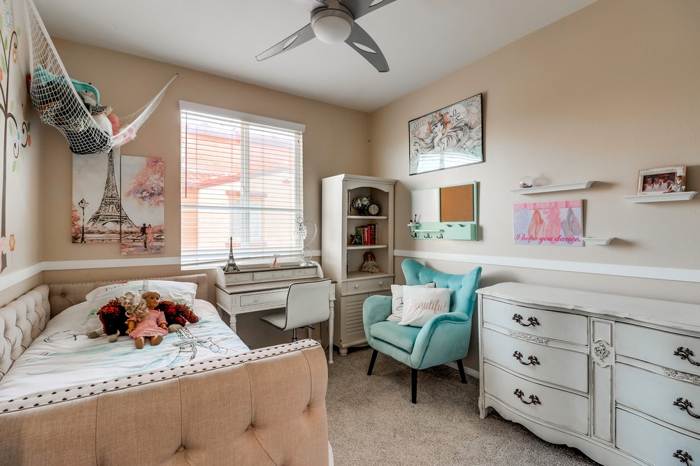 Virtual tour photo 34 of 45 for 4300 Newton Ave UNIT 61