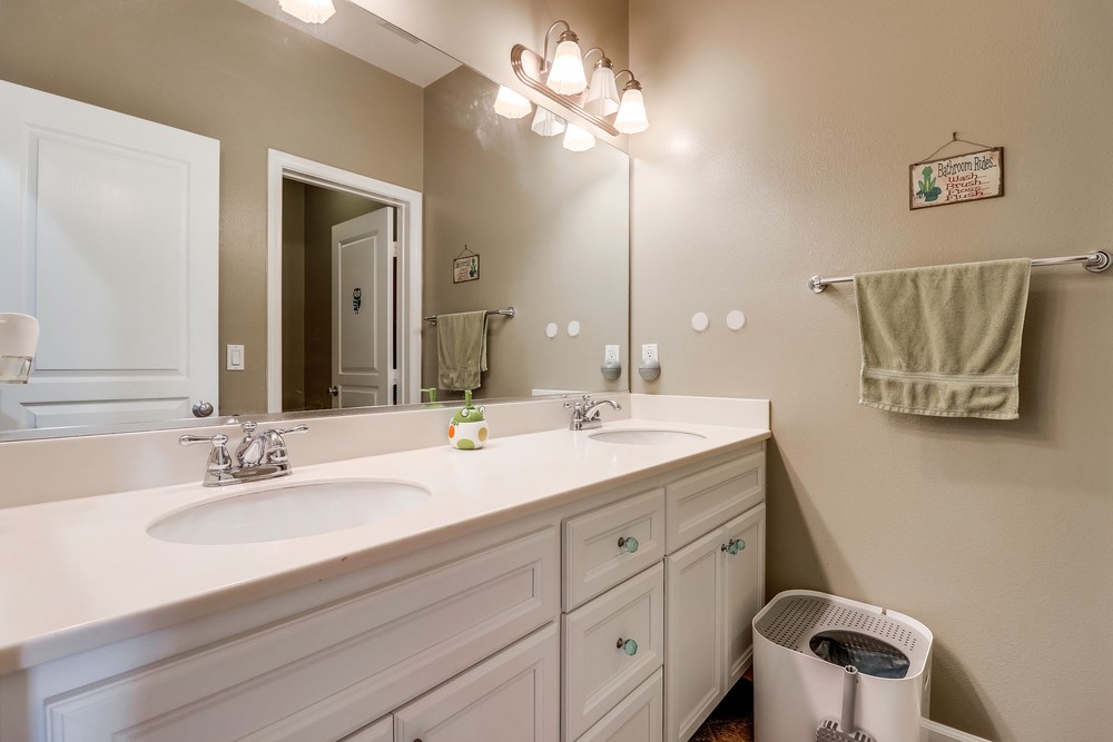Virtual tour photo 40 of 45 for 4300 Newton Ave UNIT 61