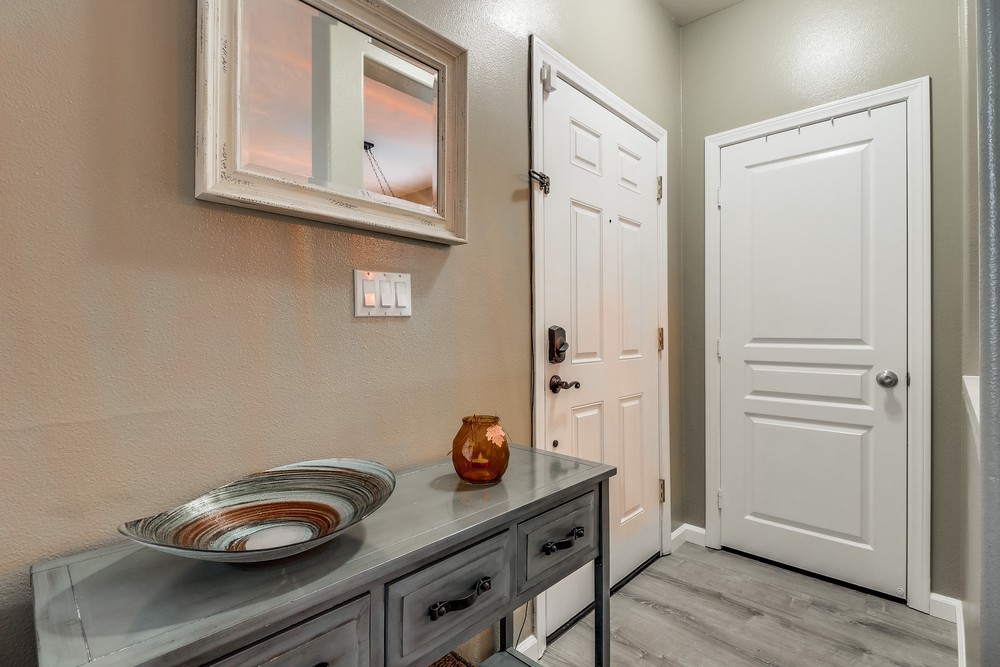 Virtual tour photo 43 of 45 for 4300 Newton Ave UNIT 61