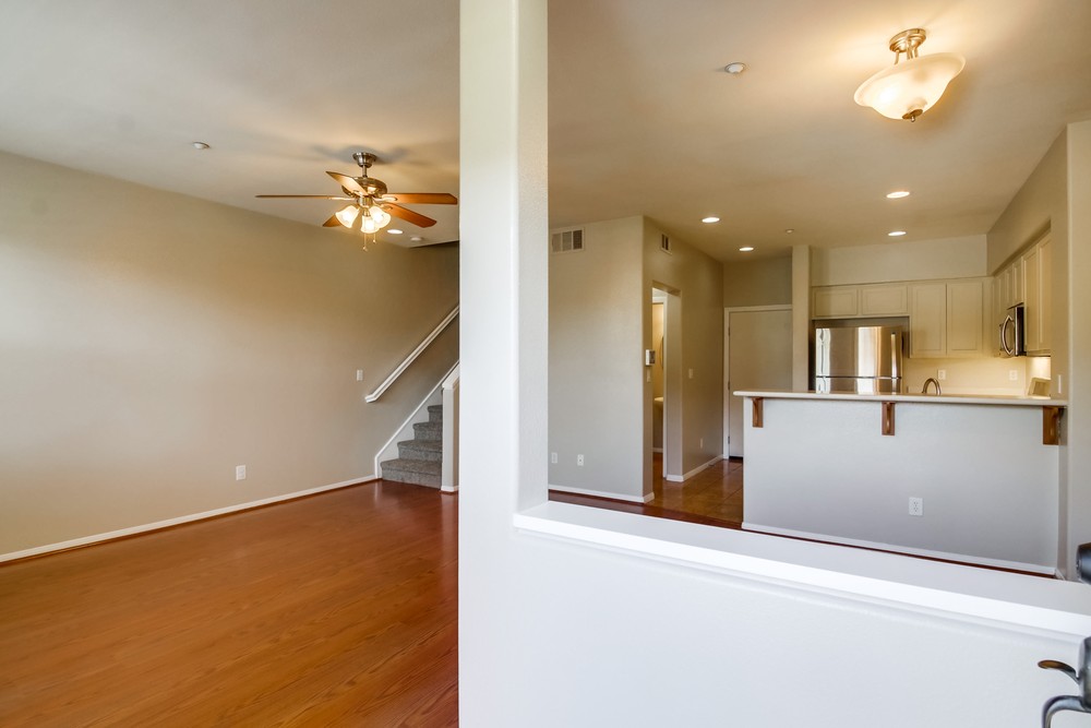 Virtual tour photo 9 of 43 for 4300 Newton Ave UNIT 62