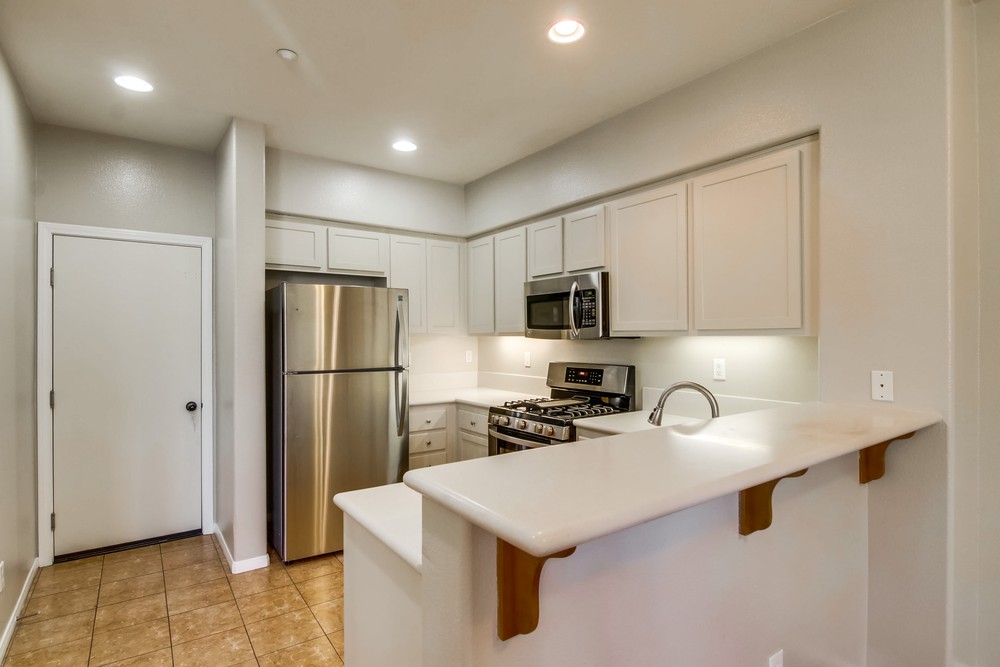 Virtual tour photo 18 of 43 for 4300 Newton Ave UNIT 62