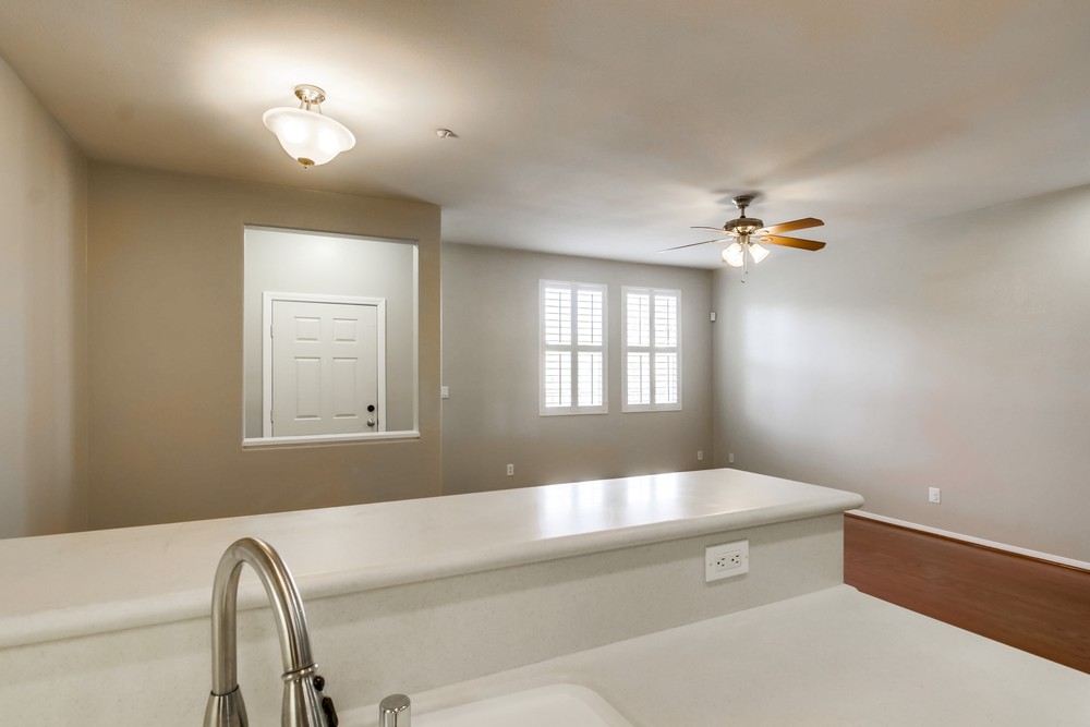 Virtual tour photo 22 of 43 for 4300 Newton Ave UNIT 62