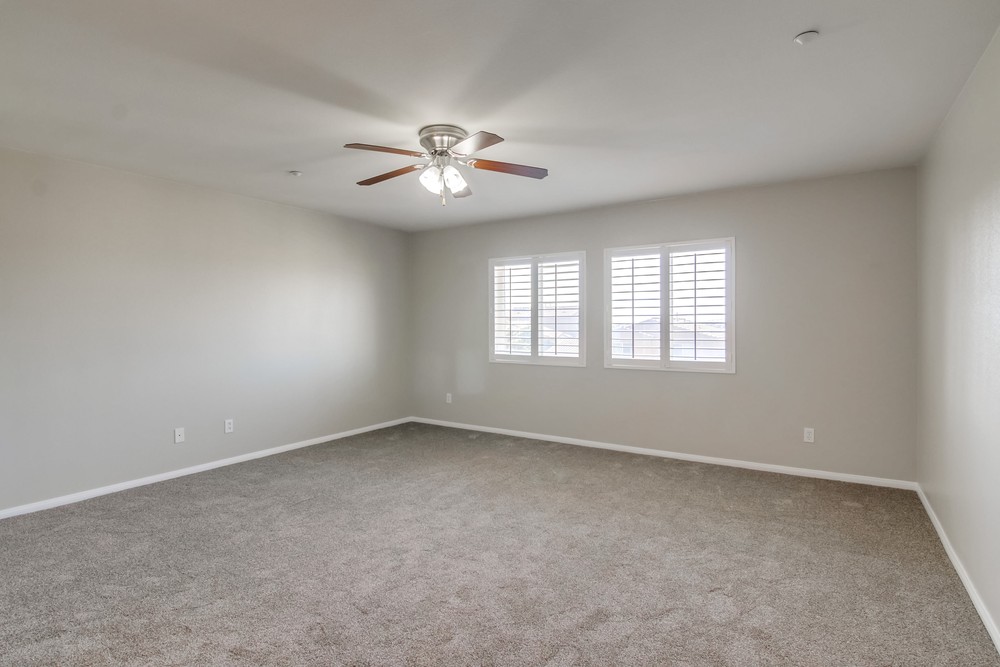 Virtual tour photo 29 of 43 for 4300 Newton Ave UNIT 62