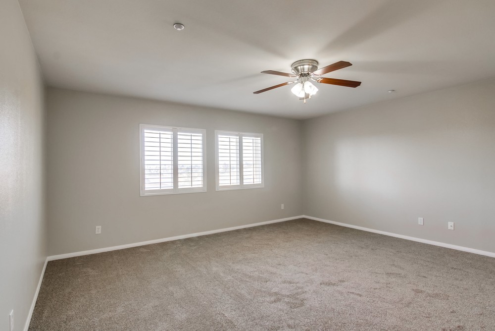Virtual tour photo 30 of 43 for 4300 Newton Ave UNIT 62