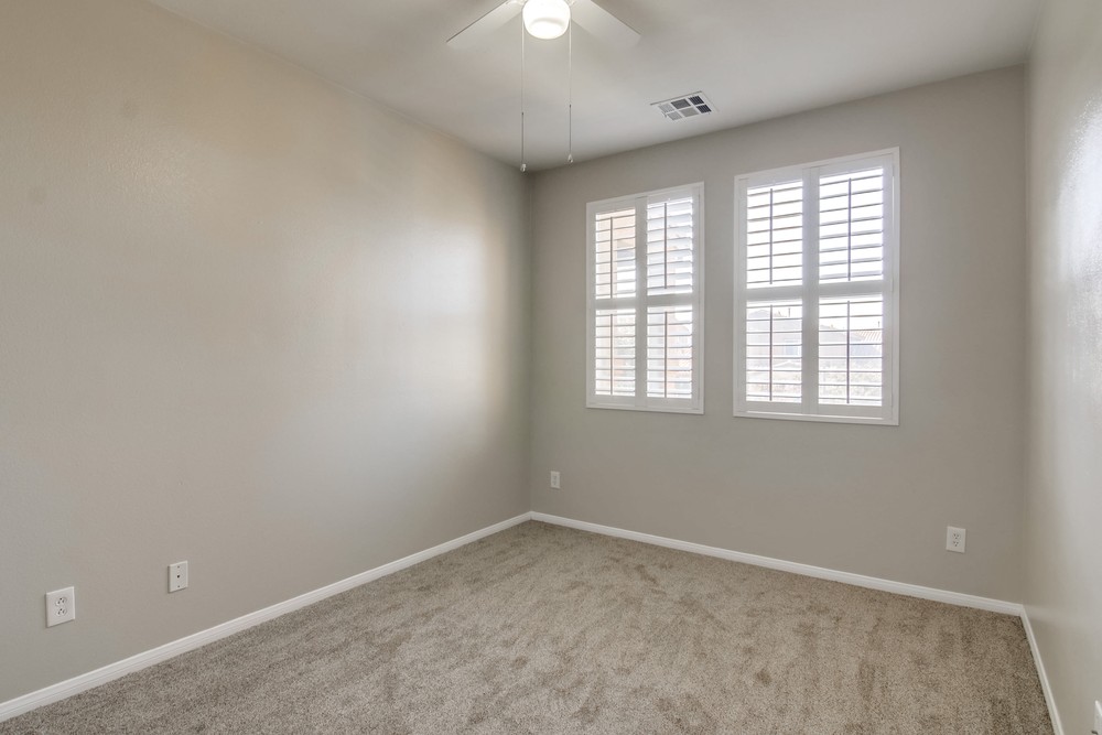 Virtual tour photo 39 of 43 for 4300 Newton Ave UNIT 62