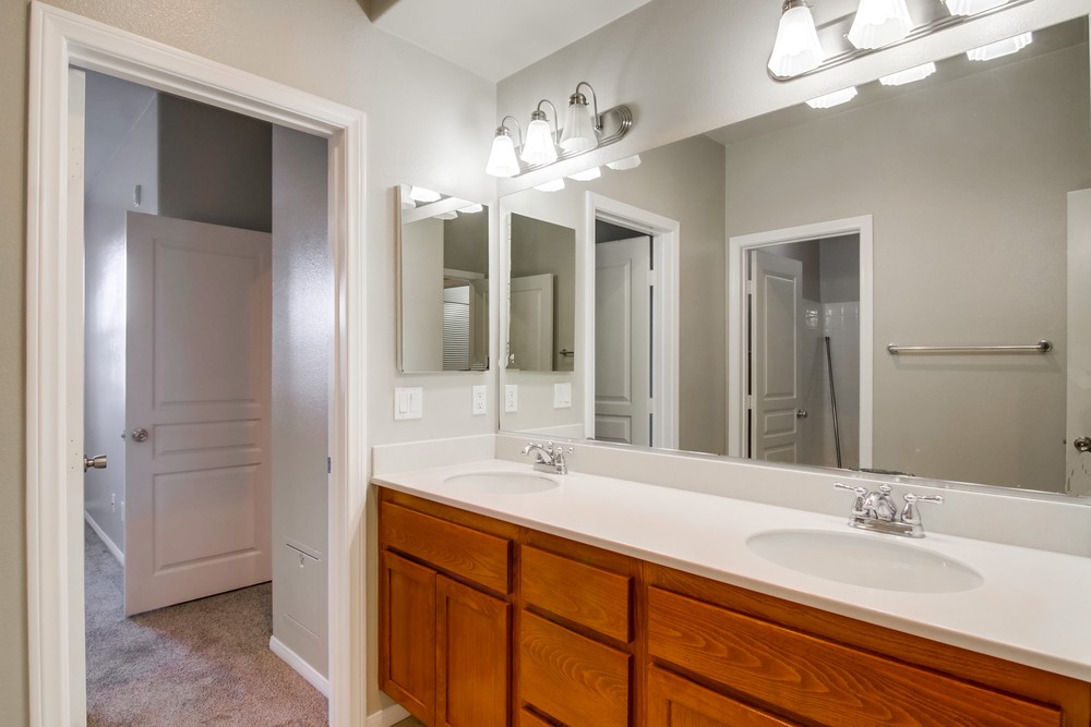 Virtual tour photo 42 of 43 for 4300 Newton Ave UNIT 62