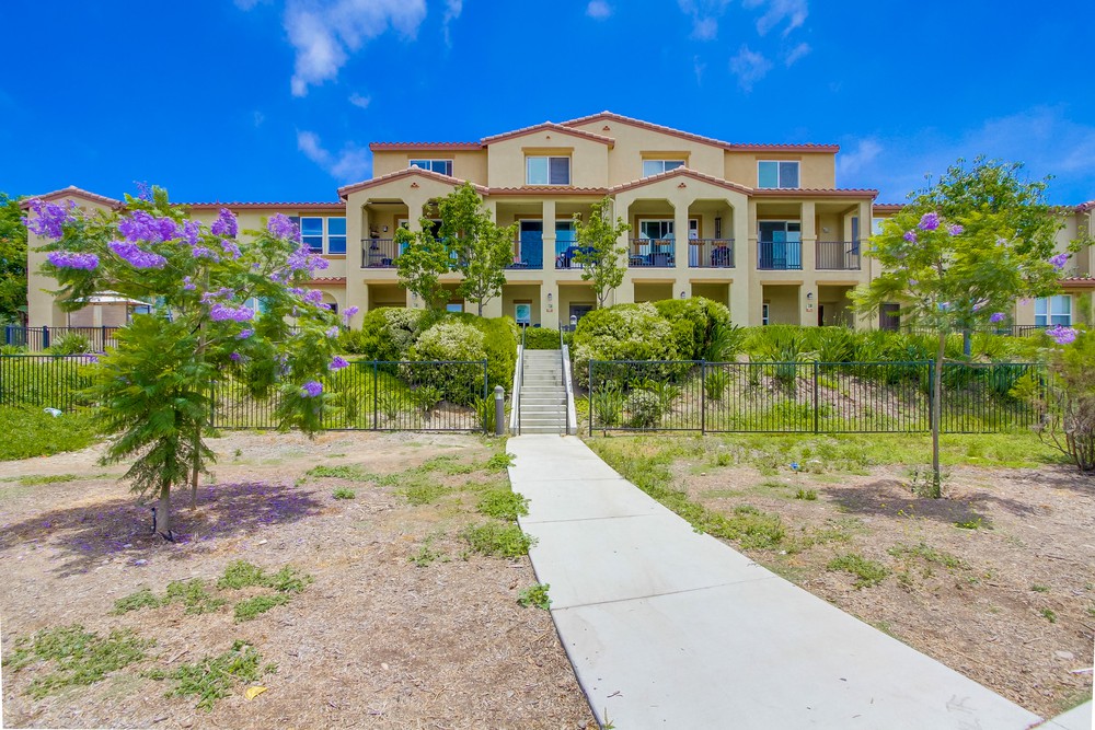 Virtual tour photo 1 of 57 for 4300 Newton Ave UNIT 81