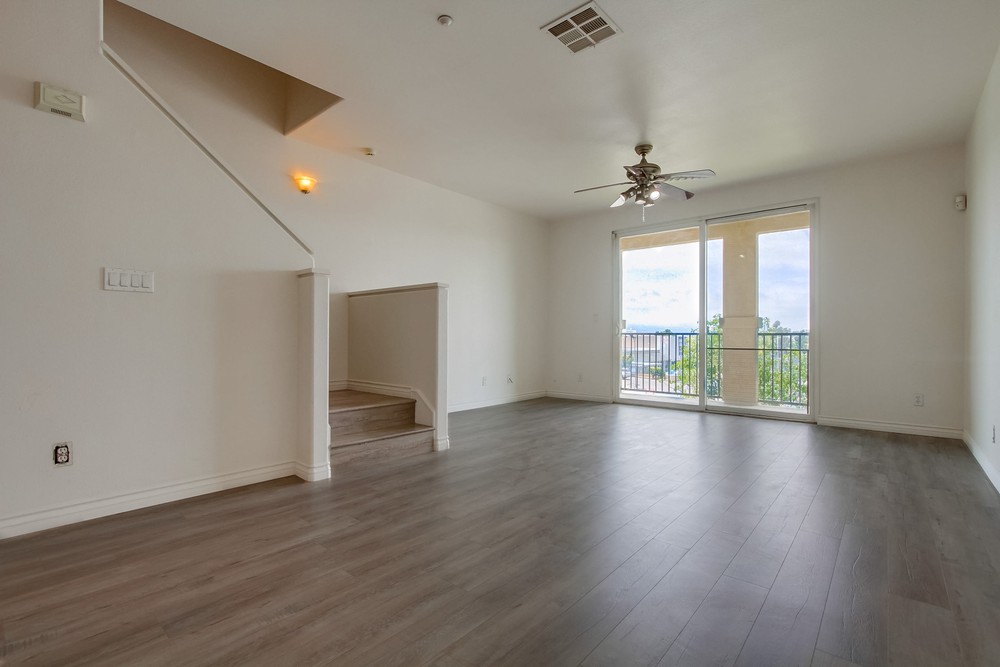 Virtual tour photo 12 of 57 for 4300 Newton Ave UNIT 81