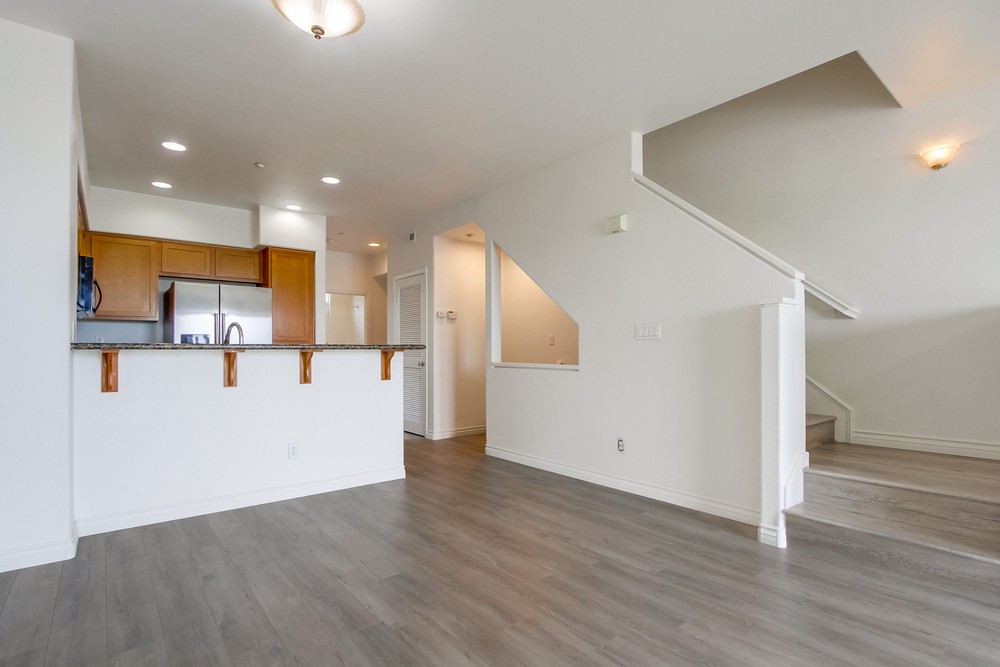 Virtual tour photo 17 of 57 for 4300 Newton Ave UNIT 81