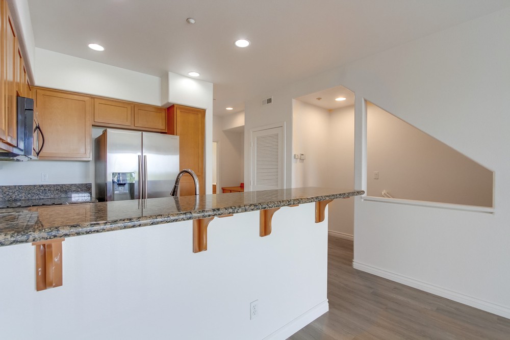 Virtual tour photo 18 of 57 for 4300 Newton Ave UNIT 81