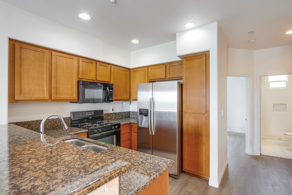 Virtual tour photo 19 of 57 for 4300 Newton Ave UNIT 81