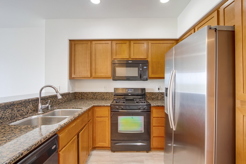 Virtual tour photo 21 of 57 for 4300 Newton Ave UNIT 81