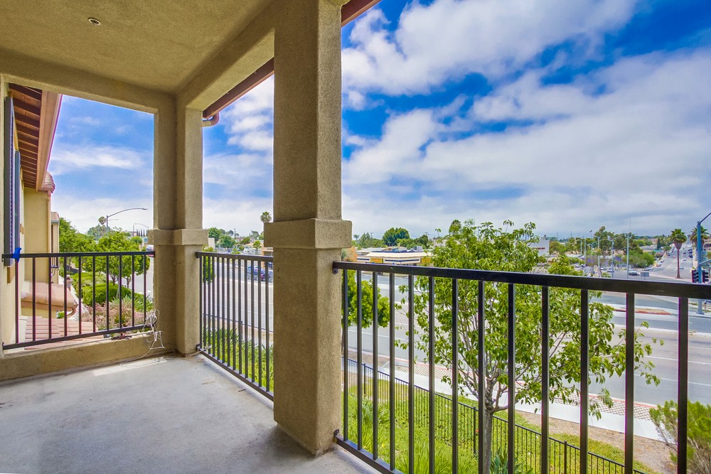 Virtual tour photo 25 of 57 for 4300 Newton Ave UNIT 81