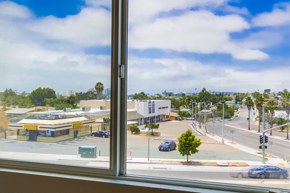 Virtual tour photo 40 of 57 for 4300 Newton Ave UNIT 81