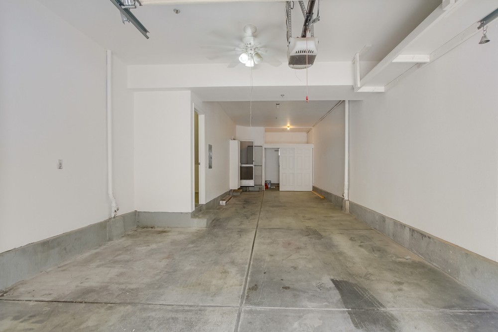 Virtual tour photo 54 of 57 for 4300 Newton Ave UNIT 81