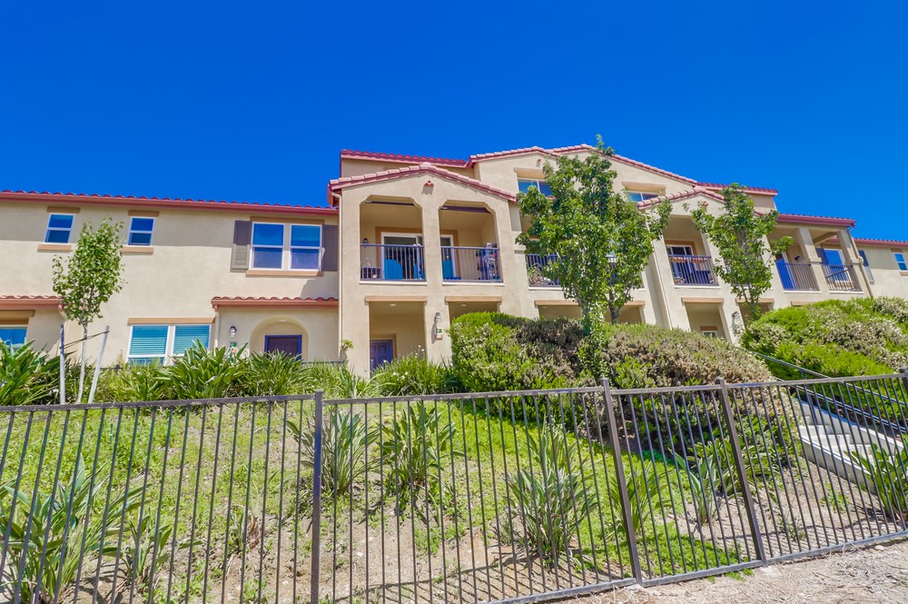 Virtual tour photo 1 of 47 for 4300 Newton Ave UNIT 84