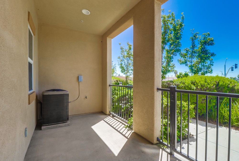 Virtual tour photo 6 of 47 for 4300 Newton Ave UNIT 84