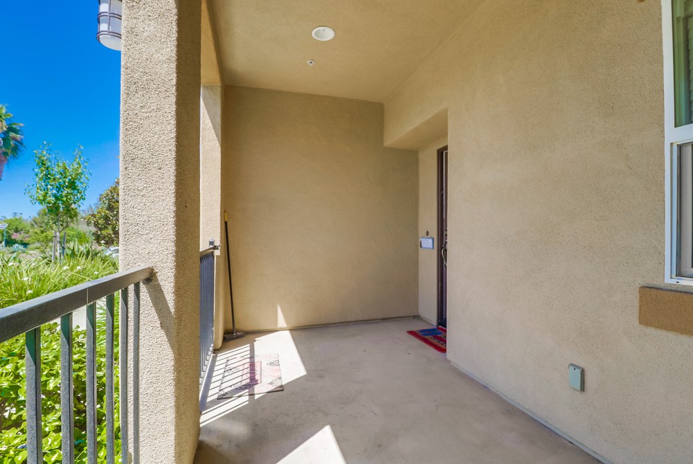 Virtual tour photo 7 of 47 for 4300 Newton Ave UNIT 84