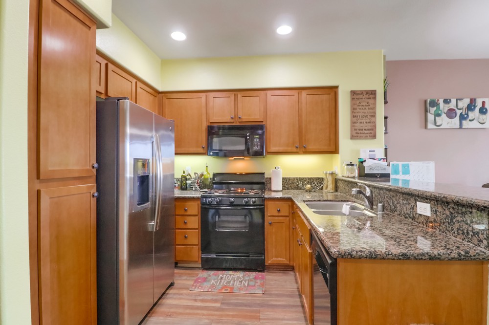 Virtual tour photo 20 of 47 for 4300 Newton Ave UNIT 84