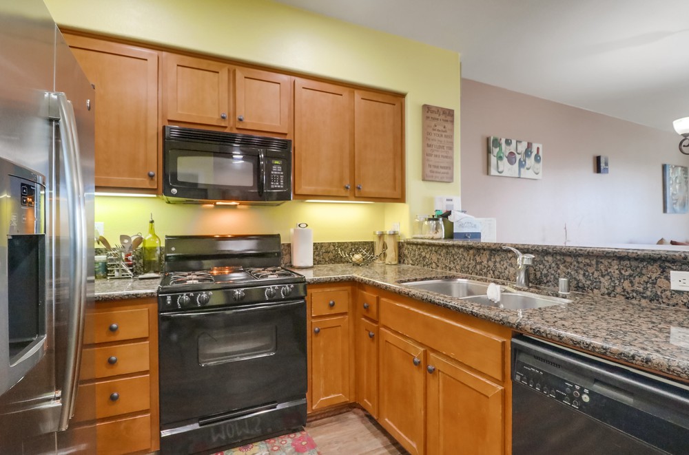 Virtual tour photo 21 of 47 for 4300 Newton Ave UNIT 84