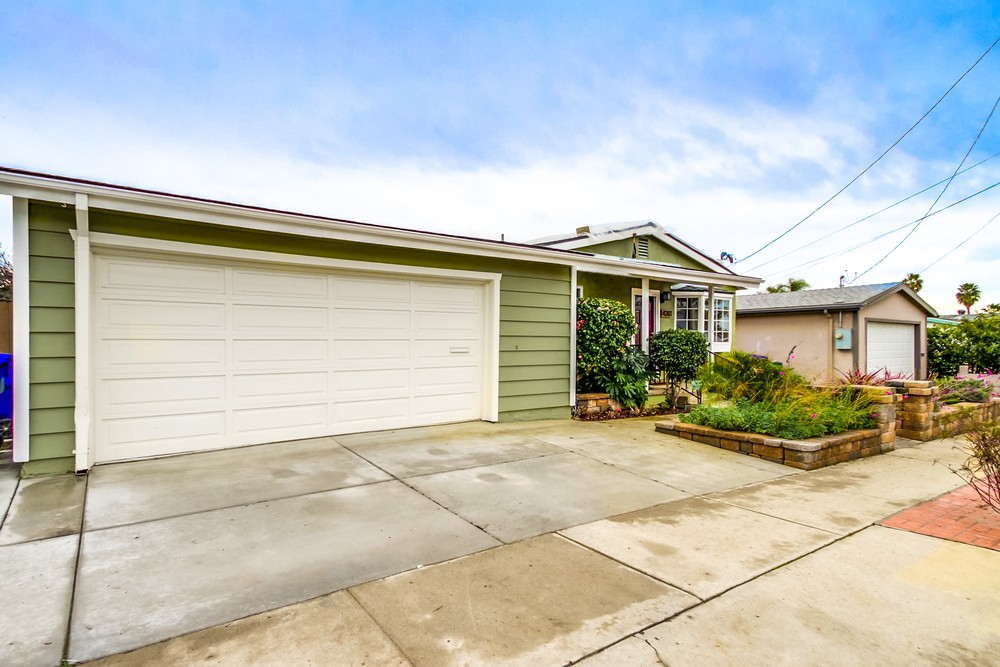 Virtual tour photo 3 of 63 for 4301 Appleton St