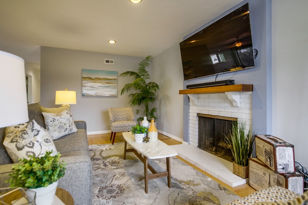 Virtual tour photo 13 of 63 for 4301 Appleton St