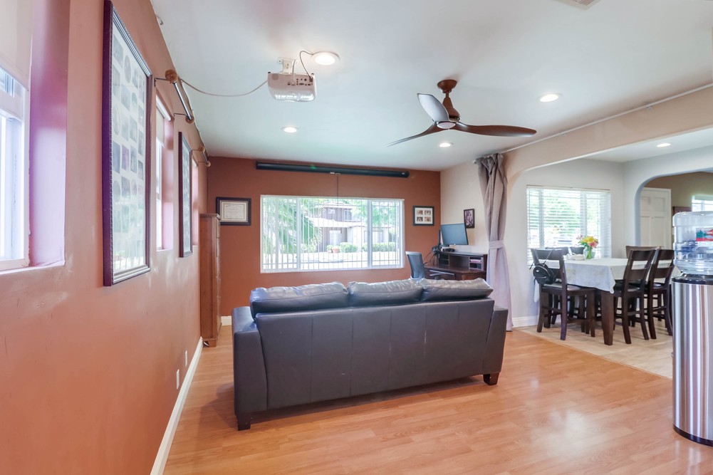 Virtual tour photo 11 of 40 for 4301 Vallejo Ave