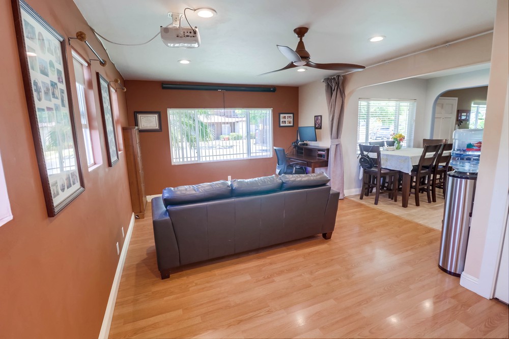 Virtual tour photo 12 of 40 for 4301 Vallejo Ave