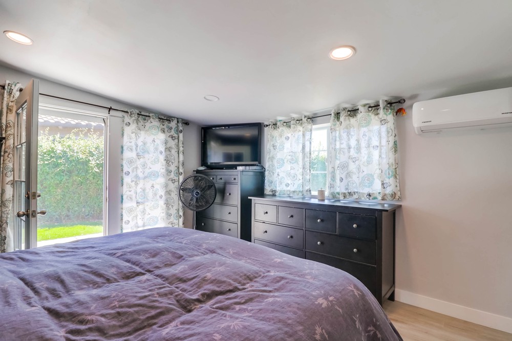 Virtual tour photo 21 of 40 for 4301 Vallejo Ave