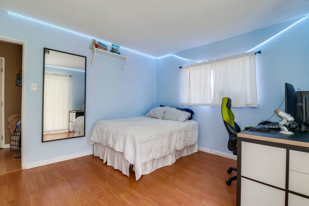 Virtual tour photo 31 of 40 for 4301 Vallejo Ave