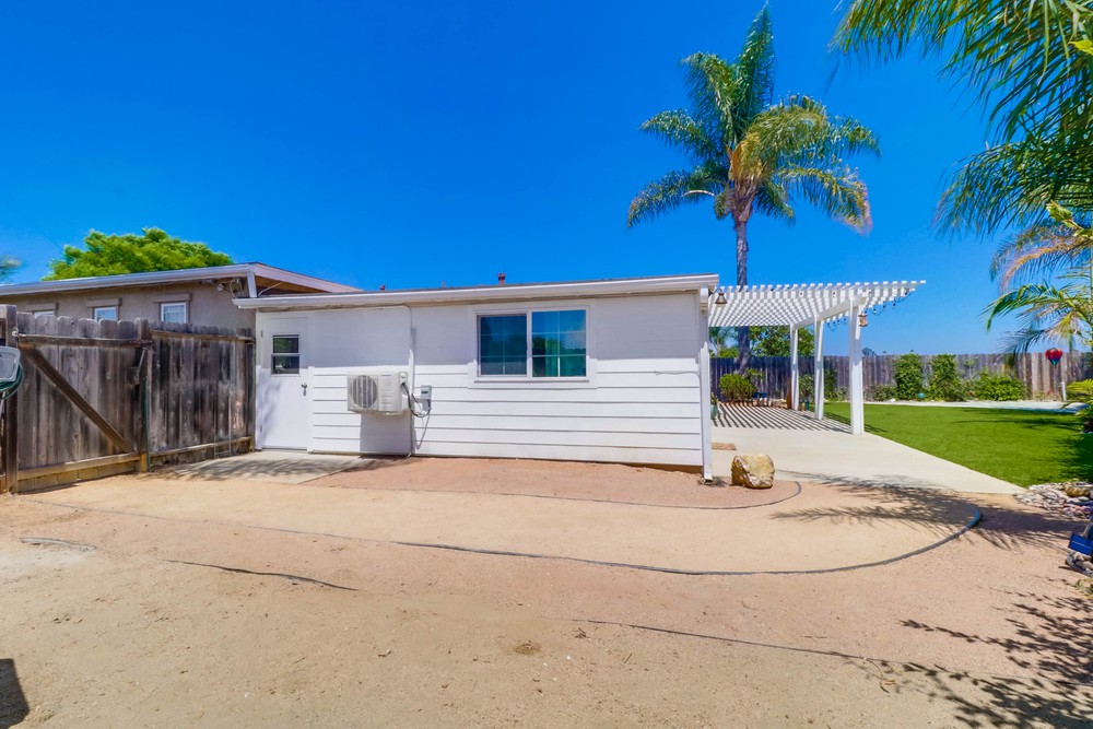 Virtual tour photo 33 of 40 for 4301 Vallejo Ave
