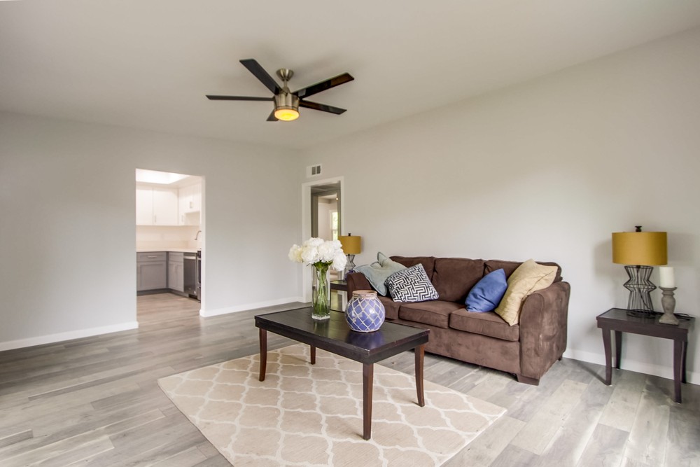 Virtual tour photo 14 of 50 for 4304 View Pl