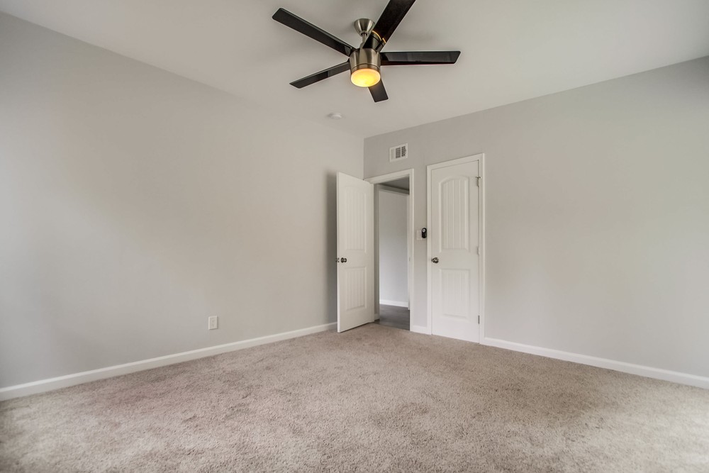 Virtual tour photo 31 of 50 for 4304 View Pl