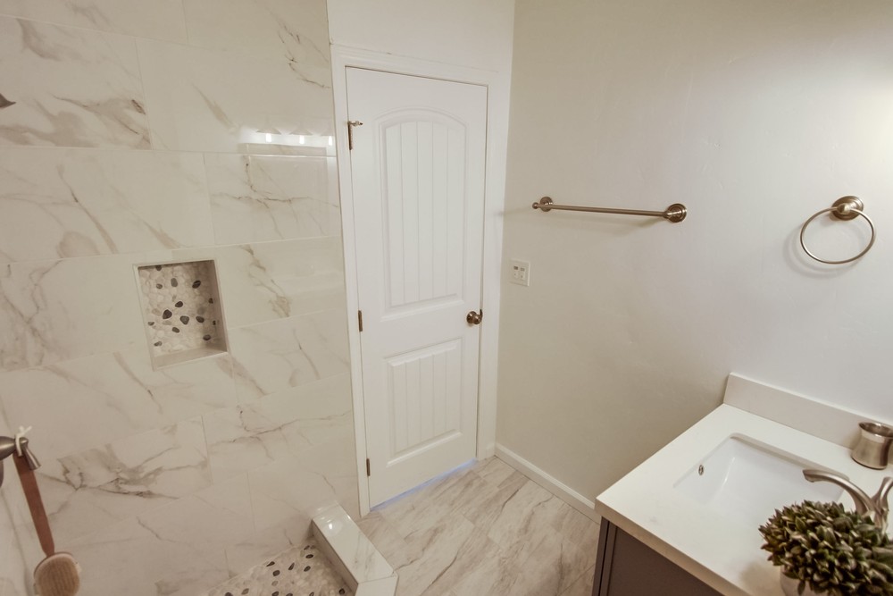 Virtual tour photo 37 of 50 for 4304 View Pl
