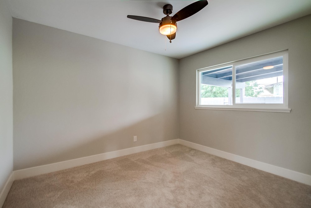 Virtual tour photo 23 of 35 for 4311 Samoset Ave