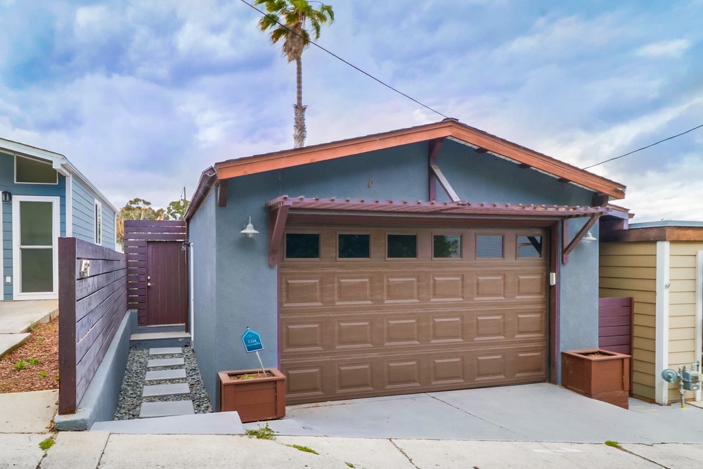 Virtual tour photo 5 of 47 for 4312 Falcon St