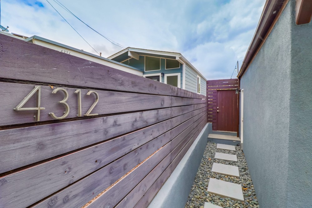 Virtual tour photo 8 of 47 for 4312 Falcon St
