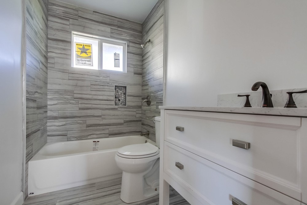 Virtual tour photo 23 of 27 for 4312 Miami Ct