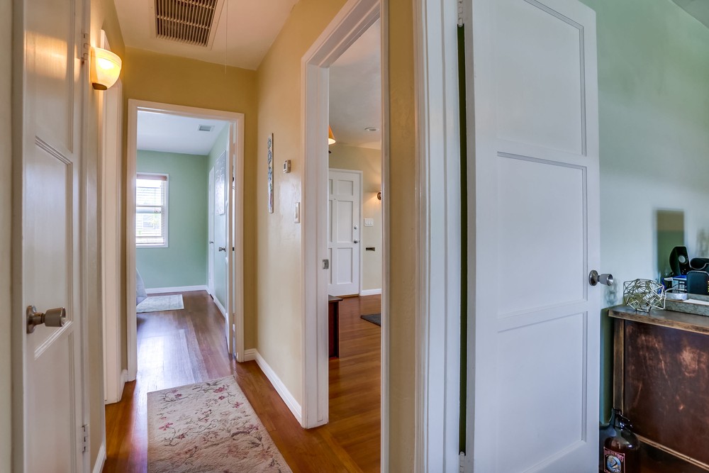 Virtual tour photo 16 of 38 for 4314 Corinth St