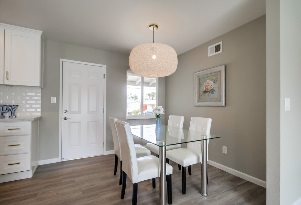Virtual tour photo 17 of 60 for 4316 Mt Putman Ave