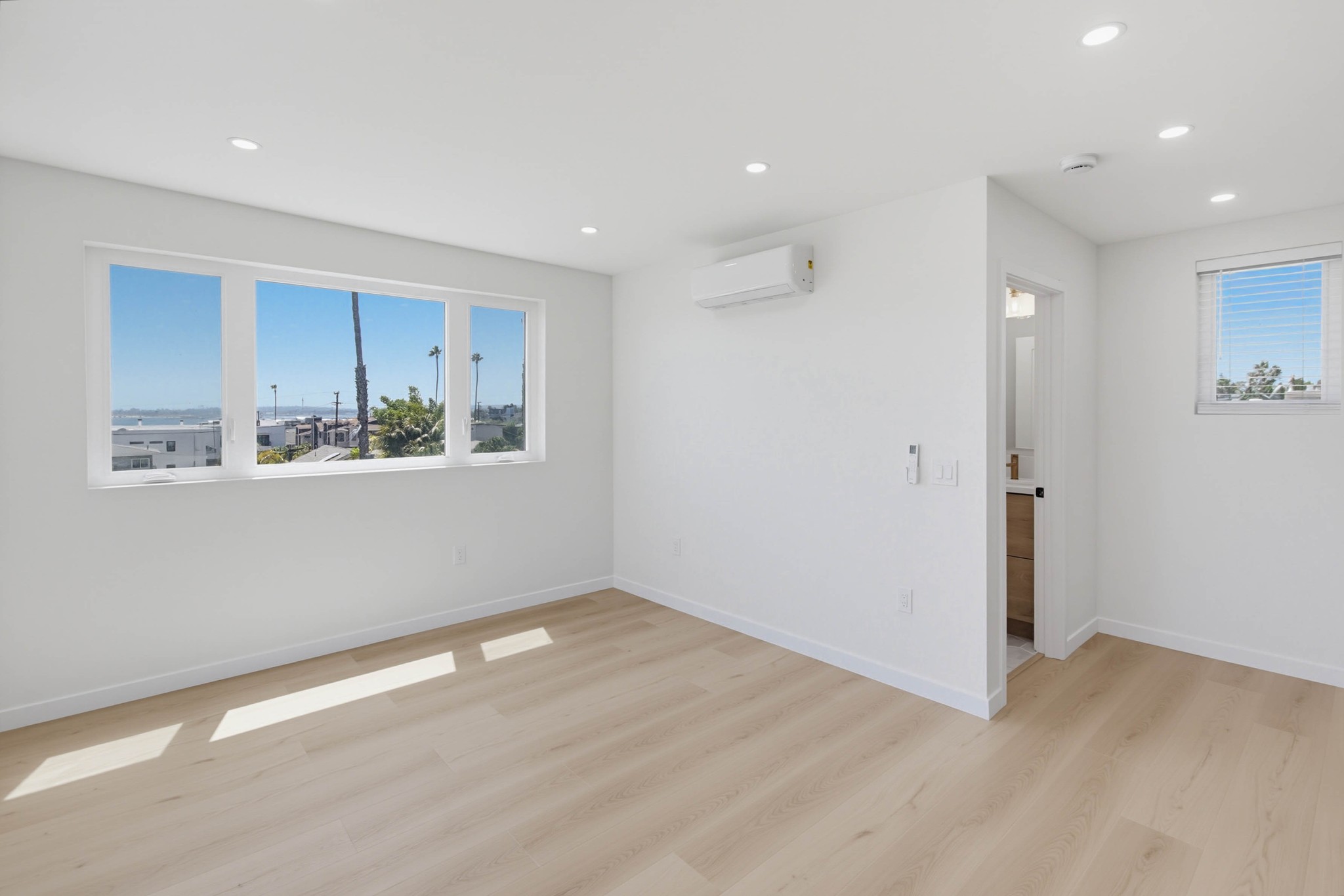 Virtual tour photo 7 of 47 for 4318 Olney St