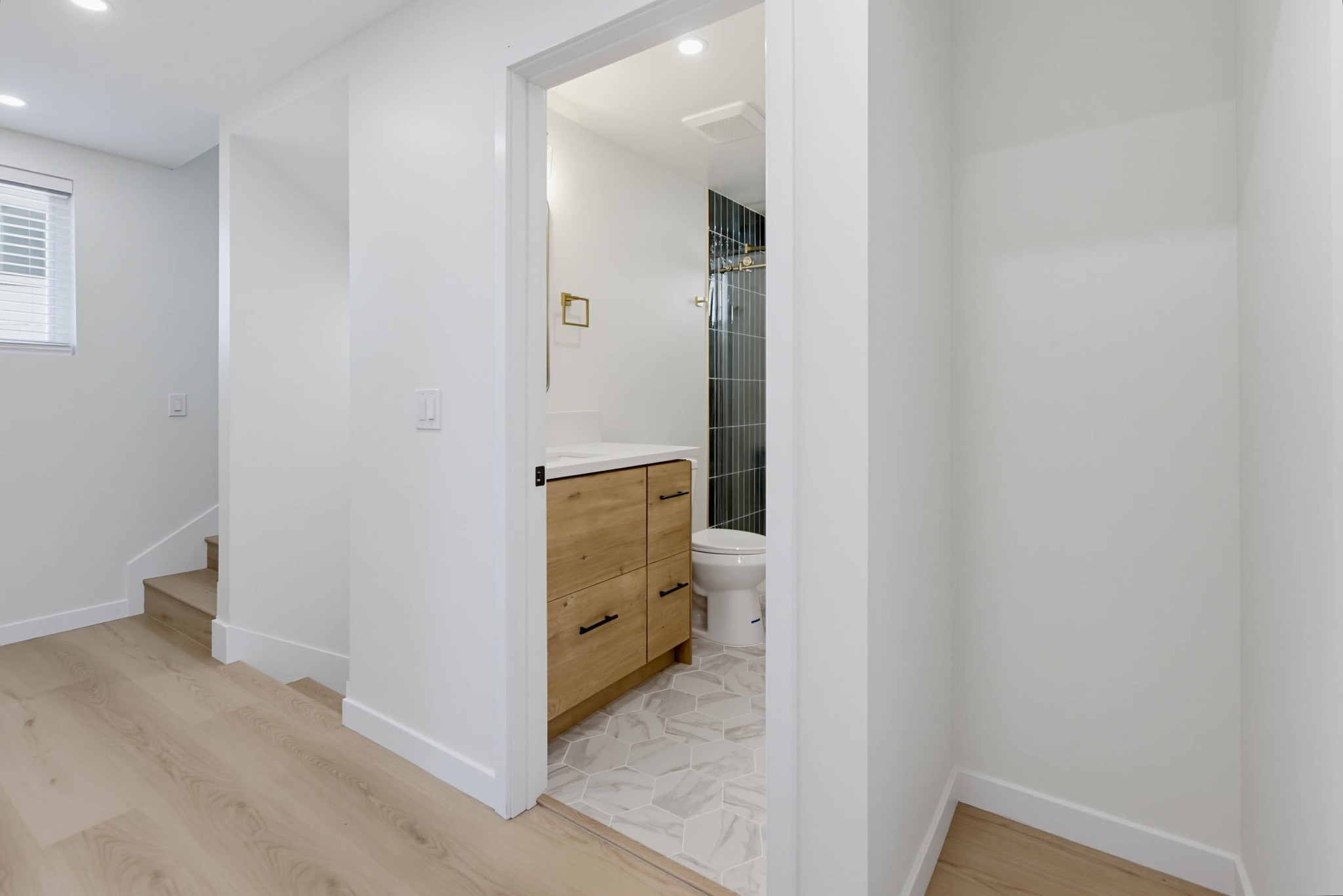 Virtual tour photo 26 of 47 for 4318 Olney St