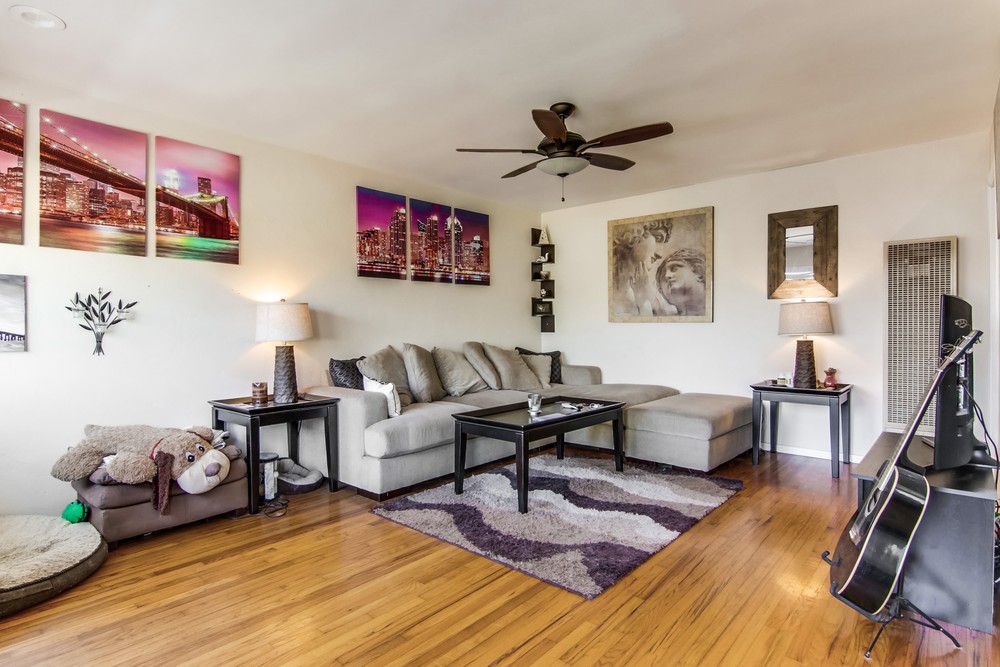 Virtual tour photo 10 of 34 for 4319 Mentone St