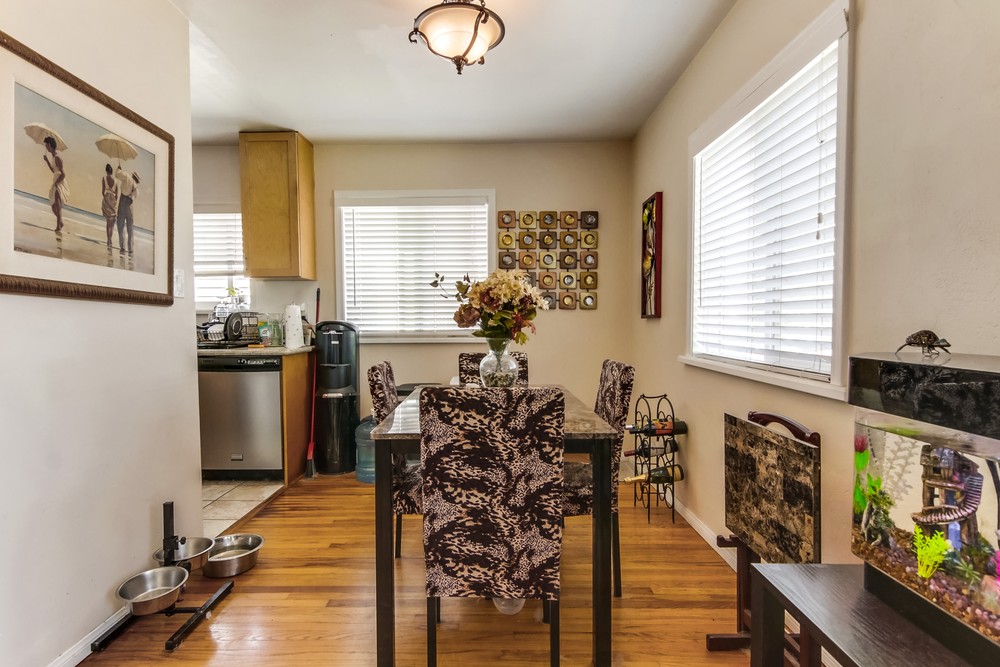 Virtual tour photo 17 of 34 for 4319 Mentone St