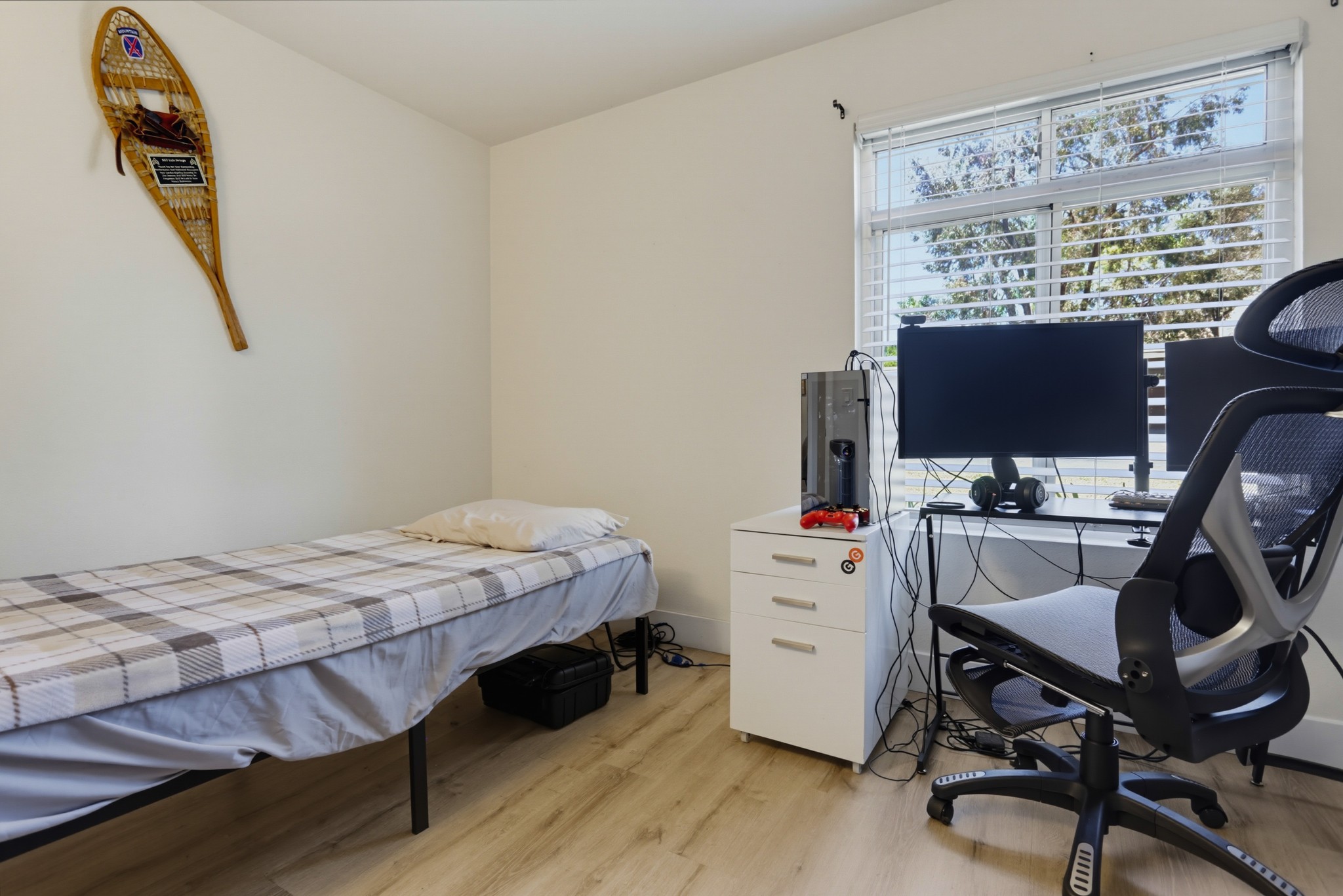 Virtual tour photo 19 of 33 for 432 Edgehill Ln #3