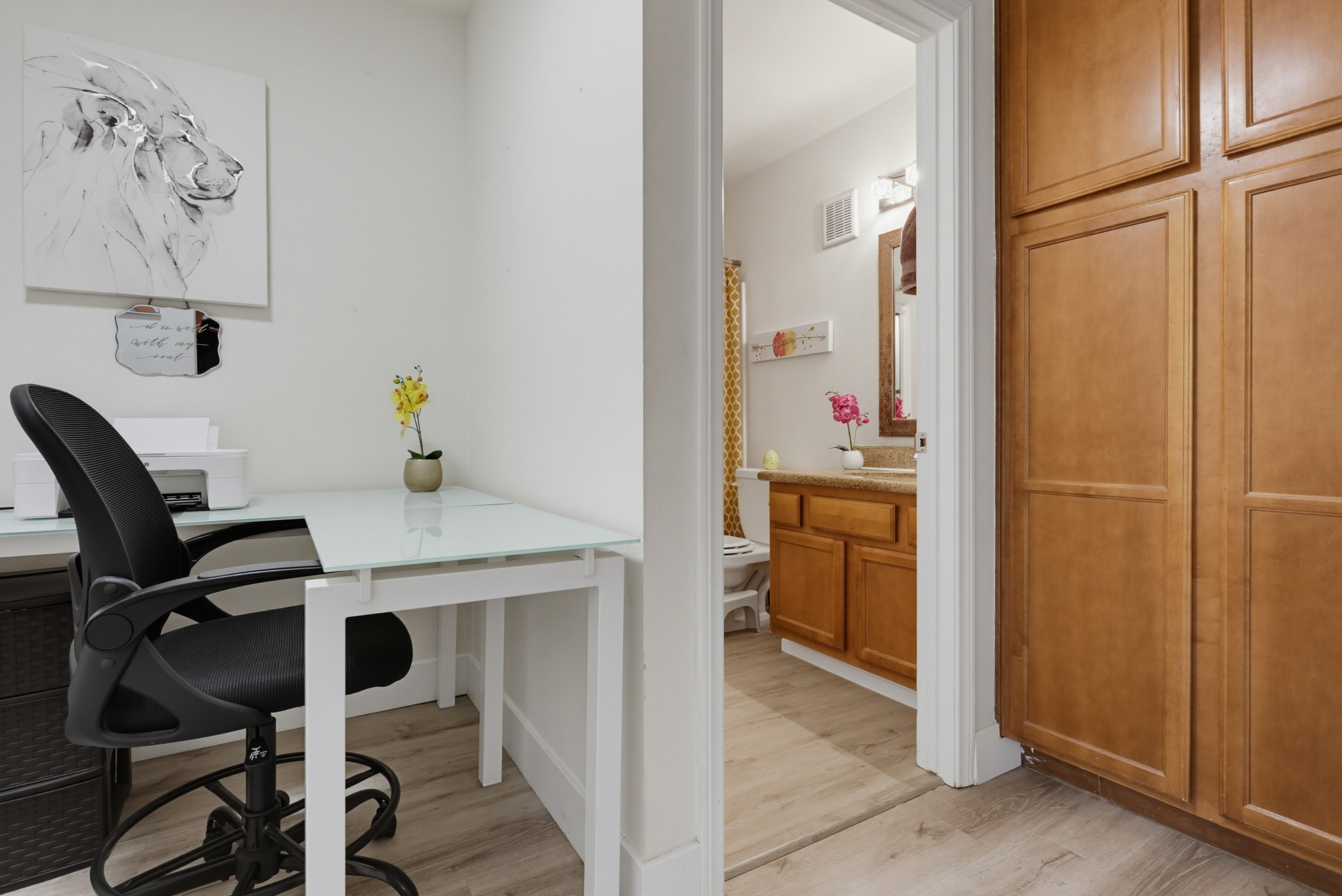 Virtual tour photo 23 of 33 for 432 Edgehill Ln #3