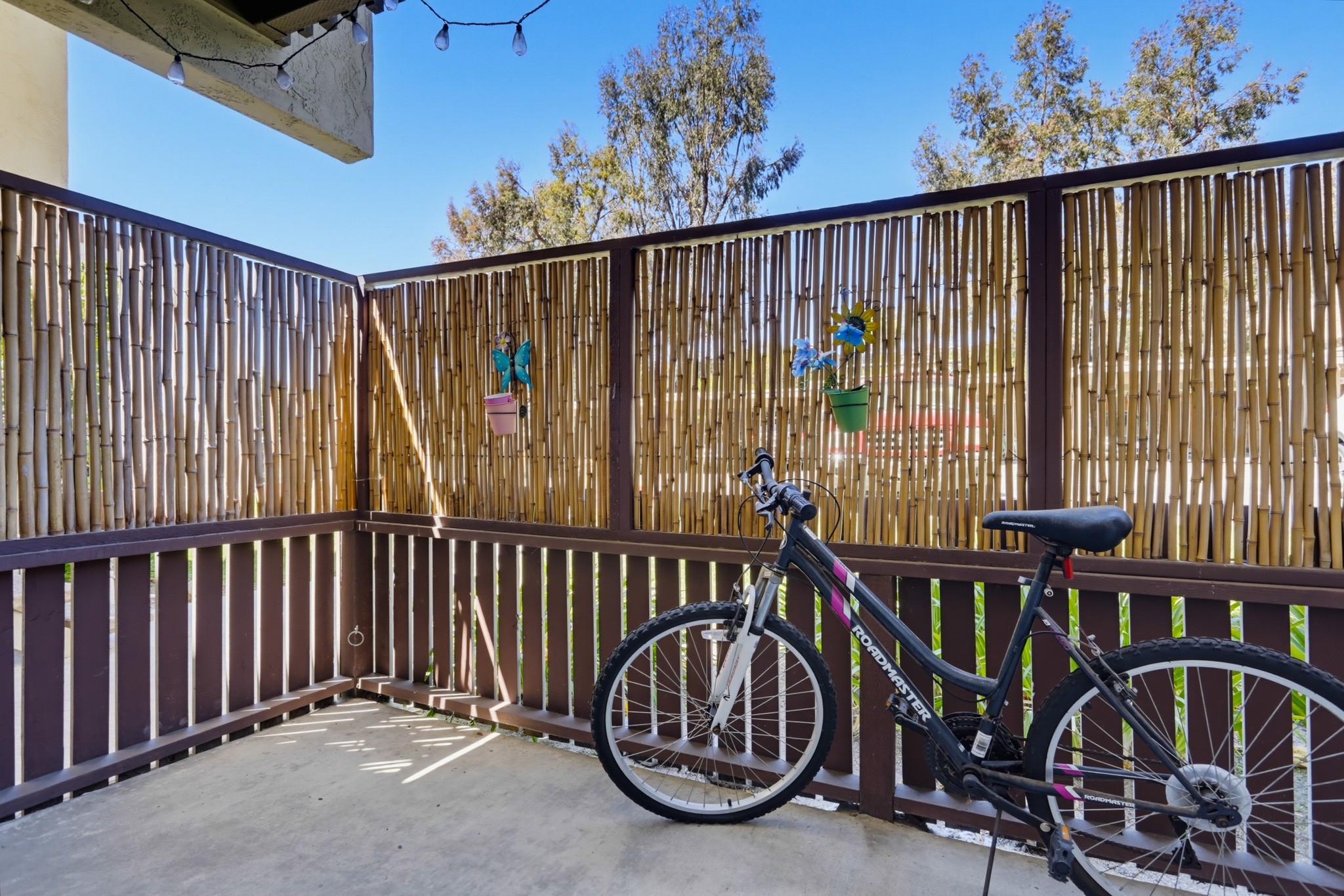 Virtual tour photo 25 of 33 for 432 Edgehill Ln #3